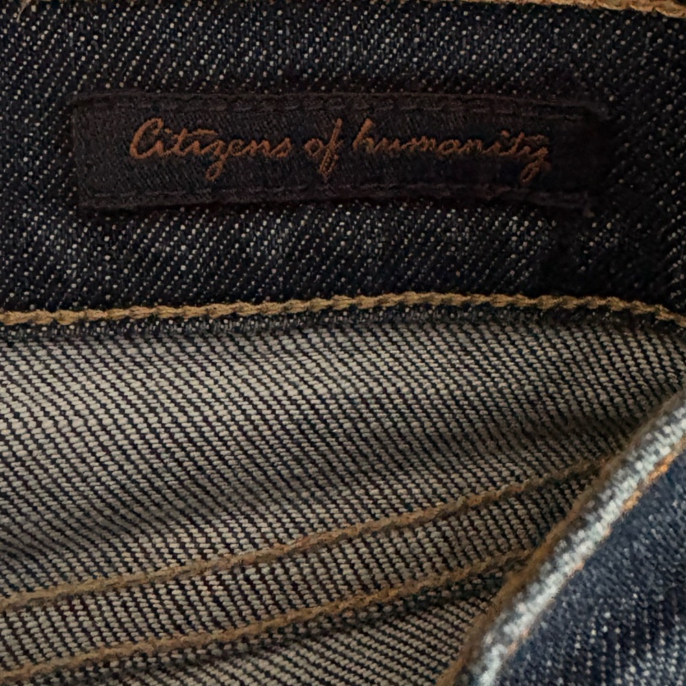 Citizens of Humanity Women’s High Rise Distressed Bootcut Jeans. - Picture 7 of 7